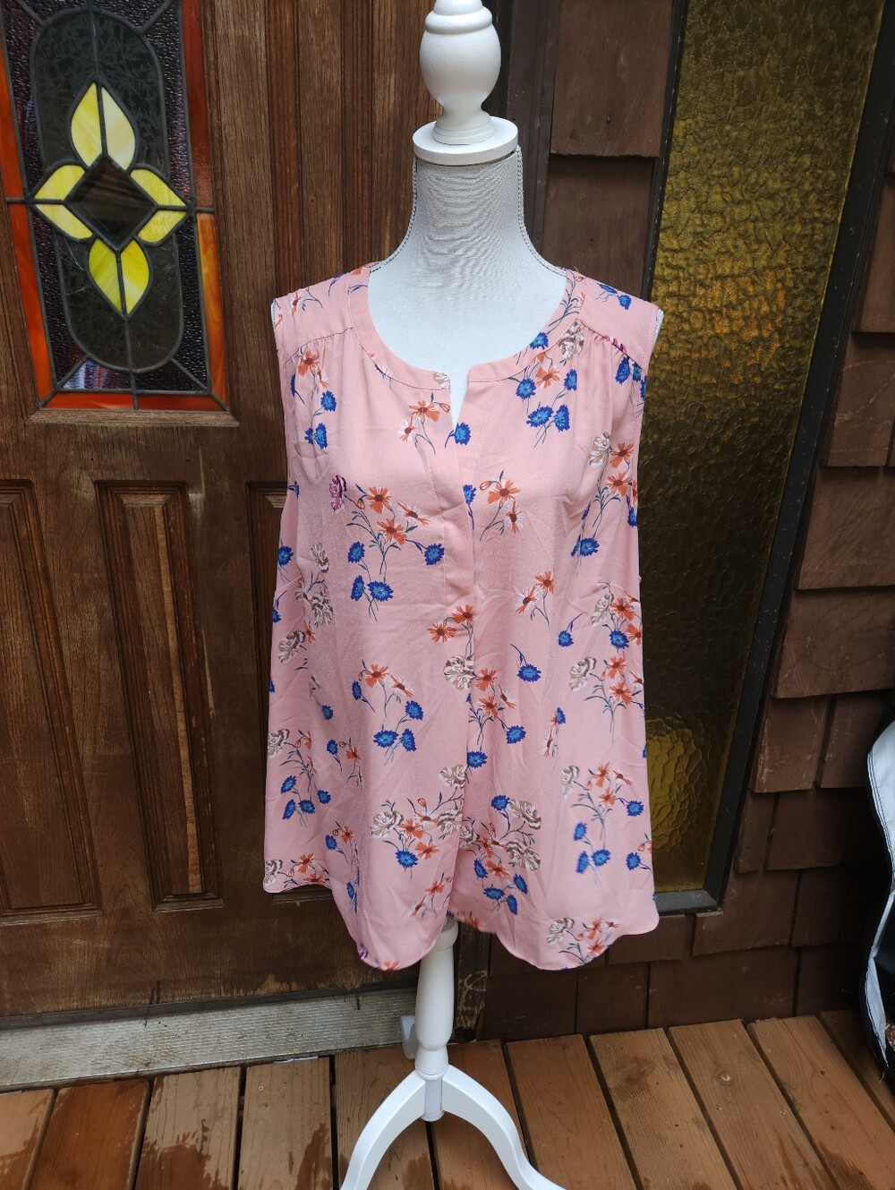 Daniel Rainn-size 3x-Sleeveless Pink Floral Blouse — Lightweight Women's Top